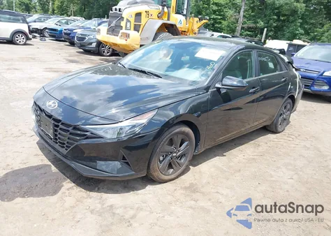 2023 Hyundai Elantra Sel from USA, damaged, VIN 5NPLM4AG9PH087527